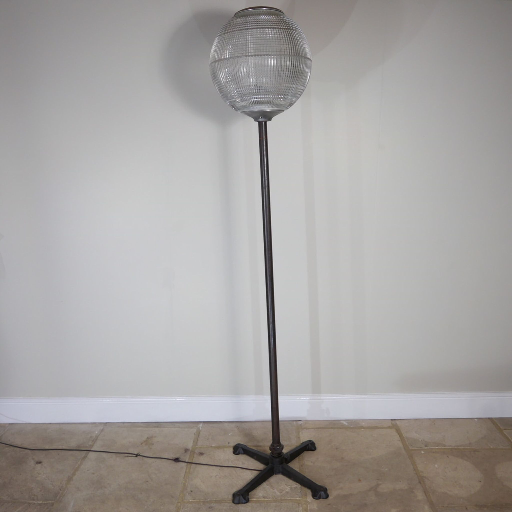 Lampadaire holophane