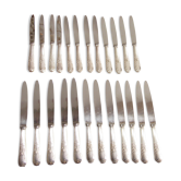 24 silver metal knives