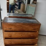 Walnut chest of drawers / dressing table