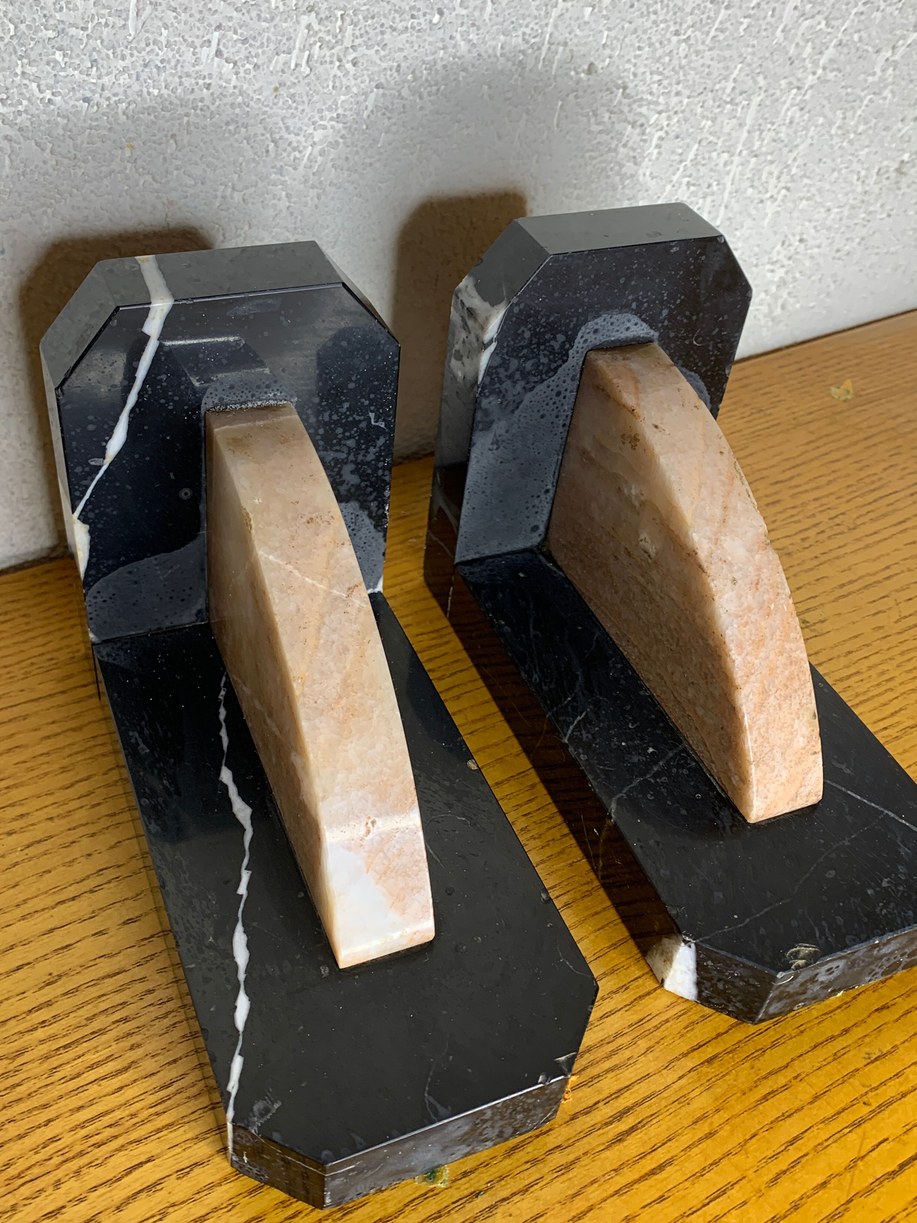 Pair of free greenhouse in art deco marble