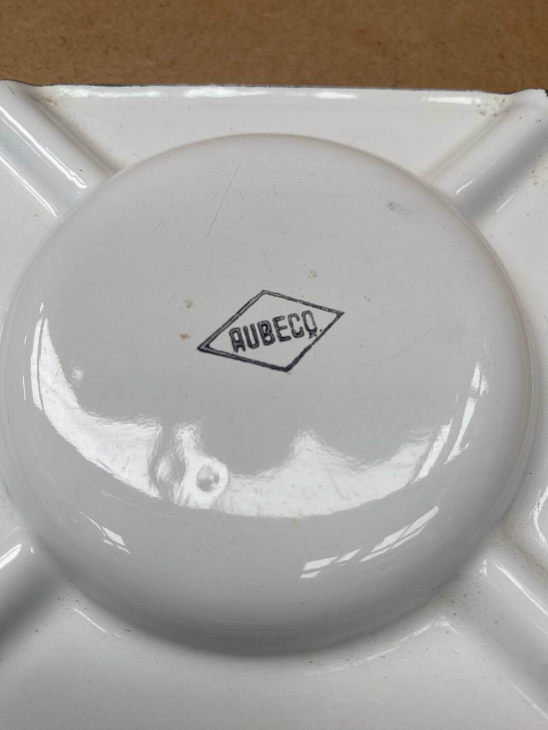 Old ashtray aubecq white enameled metal decor flowers & stars vintage