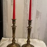 Paire de bougeoirs en laiton