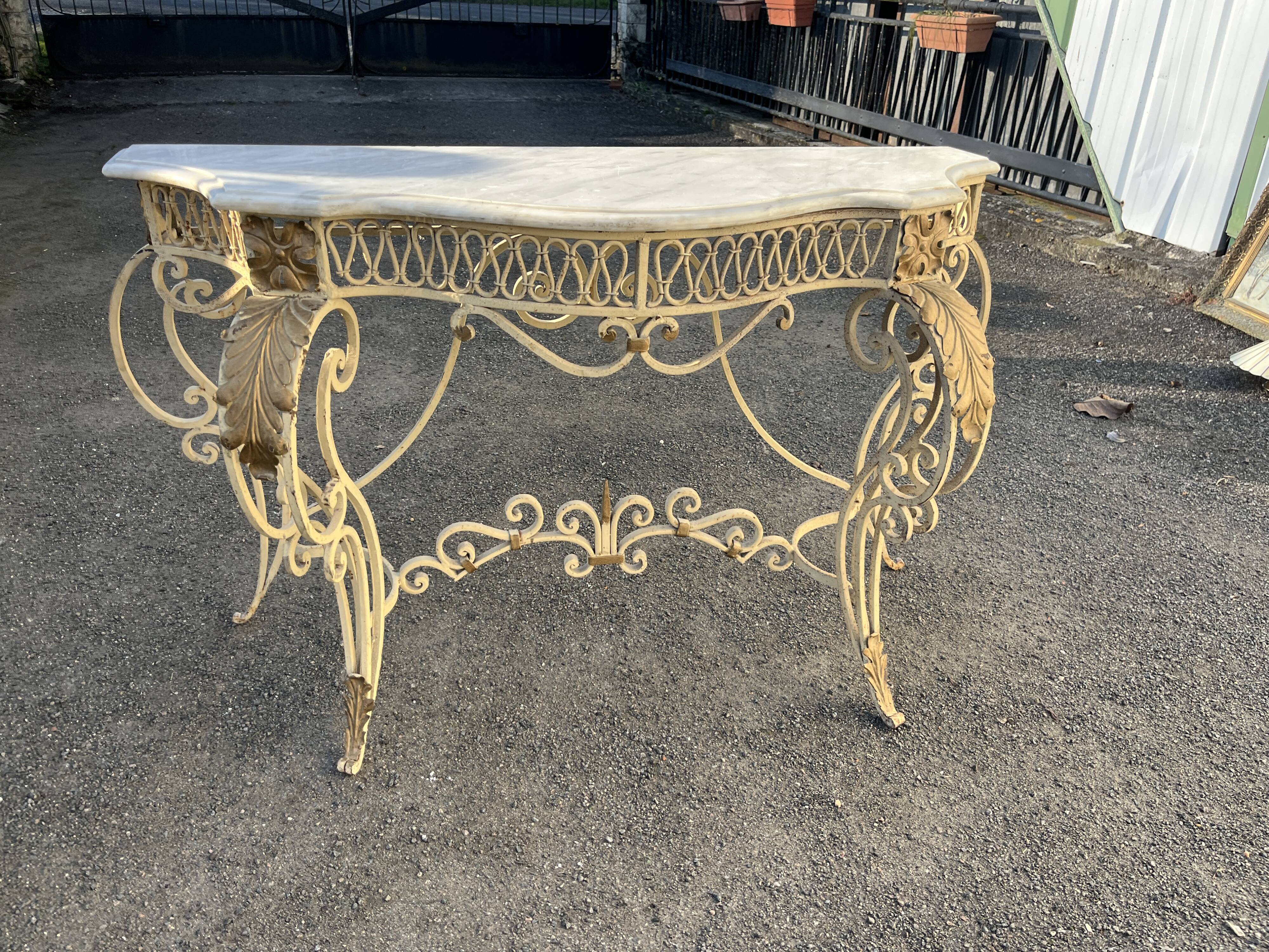 Half-moon console in wrought iron and marble