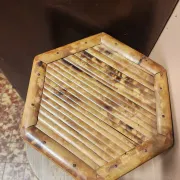 Tabouret, table d'appoint en bambou brûlé vintage