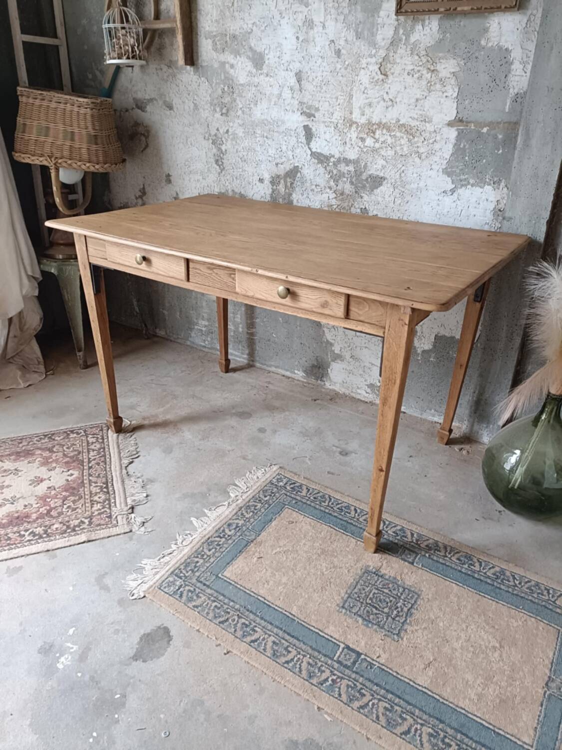 Farmhouse table