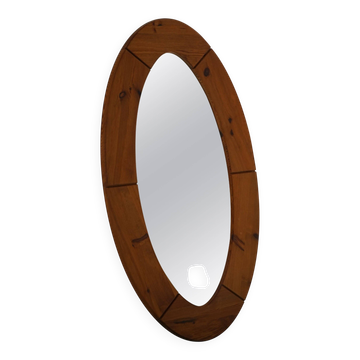 Large oval wall mirror in solid pine by Glasmäster Markaryd, Sweden, 1960s.