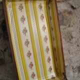 Vintage lined interior wooden long box