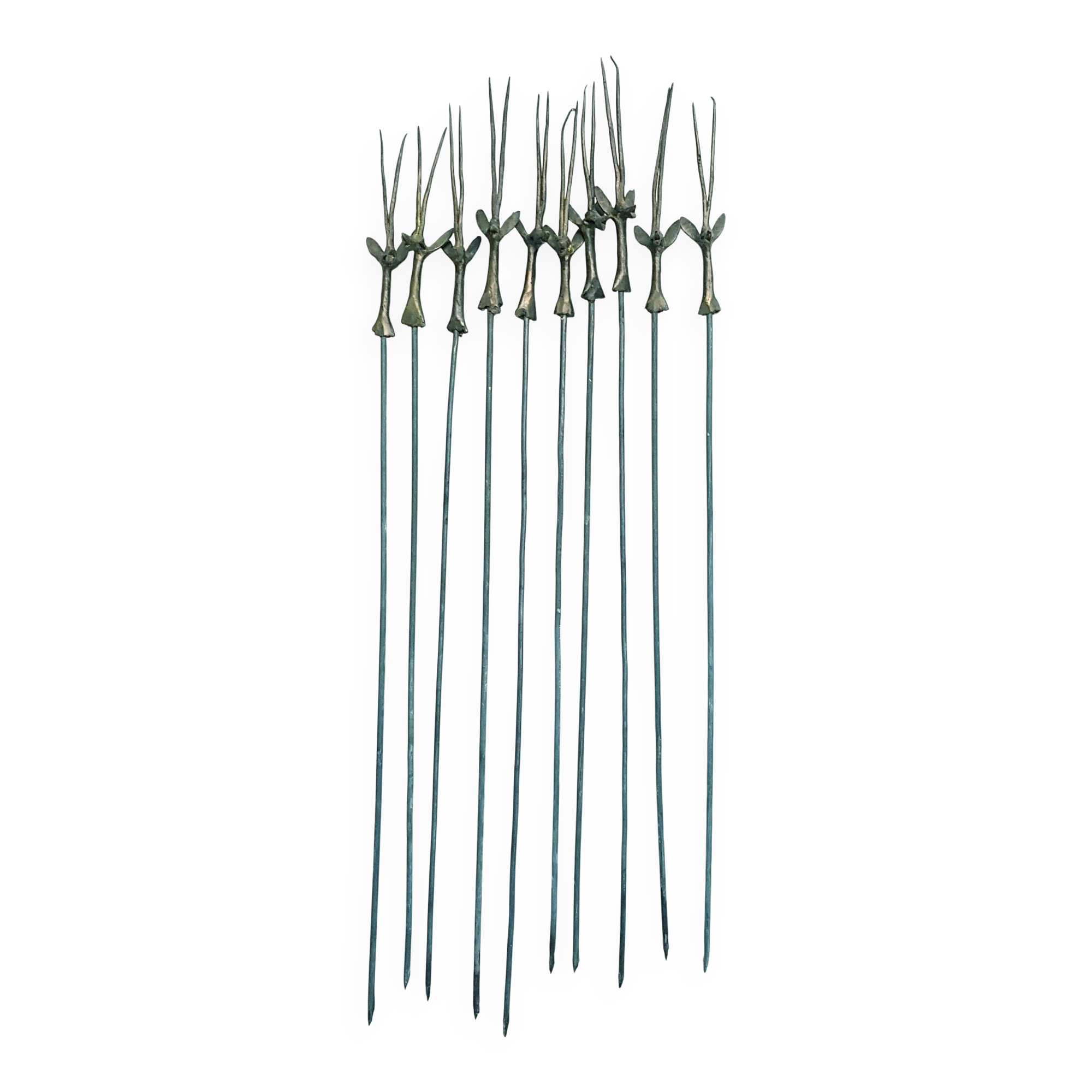10 brochettes d'antilopes brutalistes