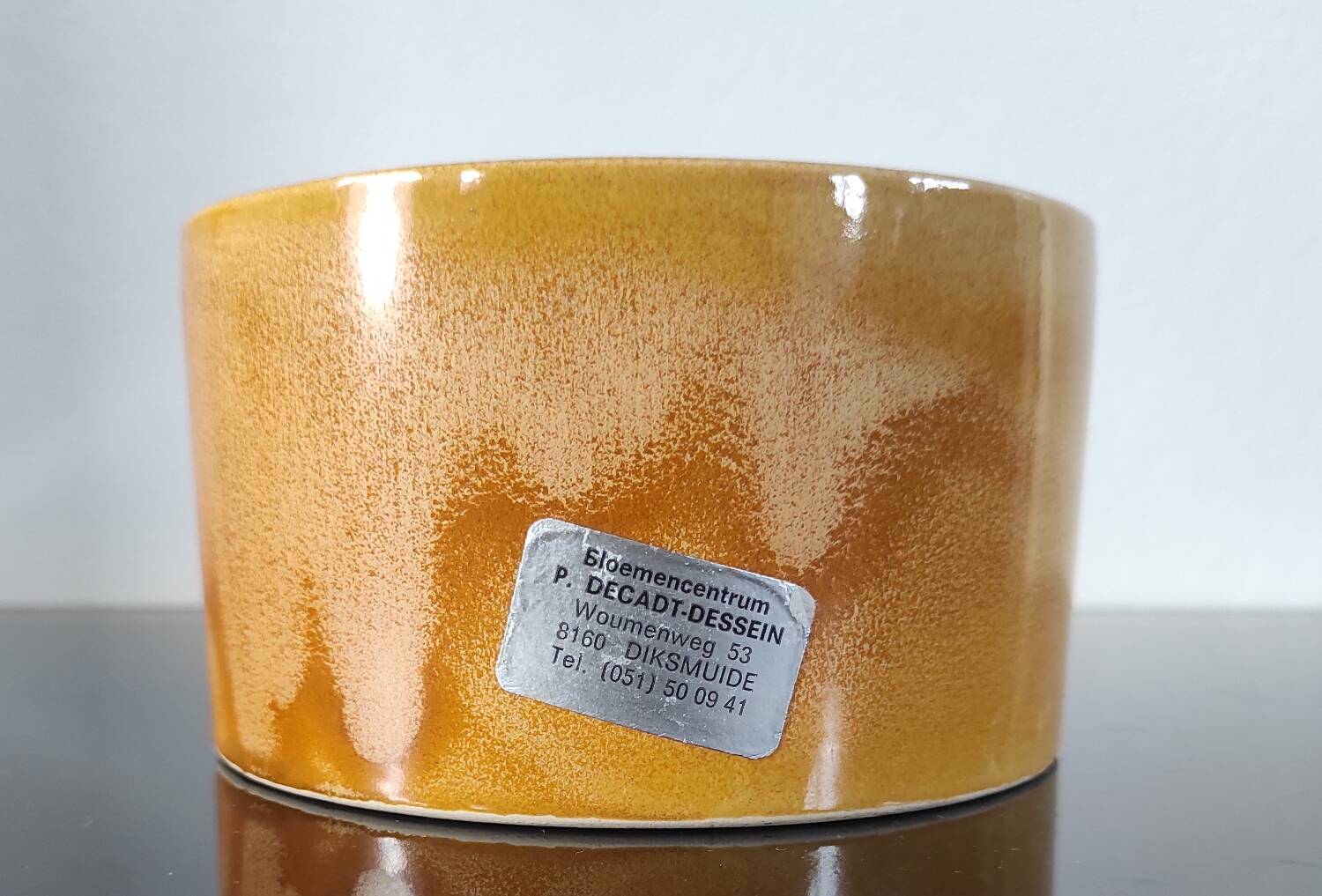 Vintage 1970s cache-pot in glazed ceramic