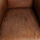 Ensemble de deux fauteuils aviateur vintage en cuir de vachette grainé.