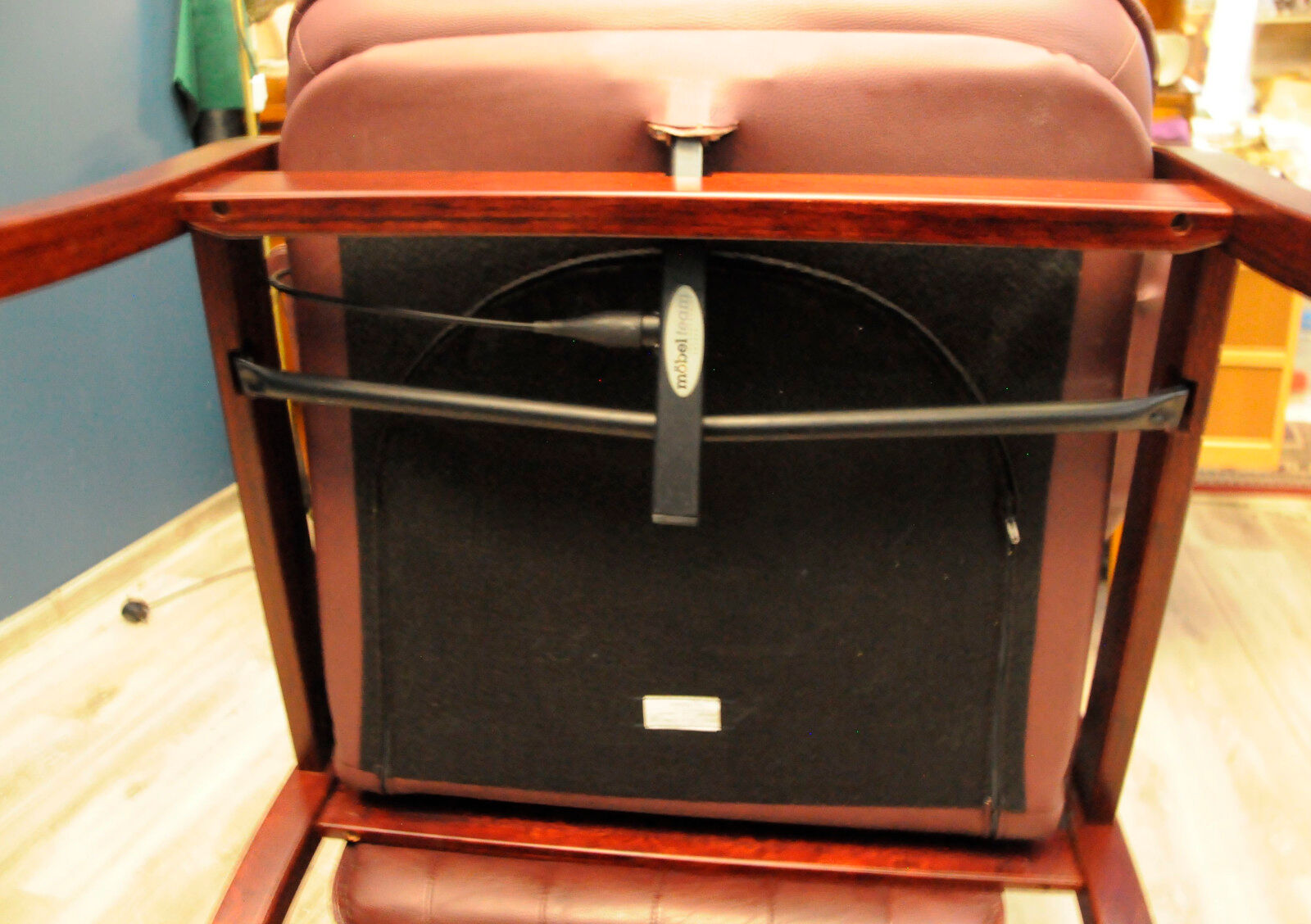 Mobel Team Fold-Out, Scandinavian leather armchair