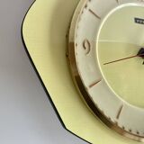 Pendule formica jaune années 60 marque FFR à pile