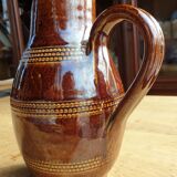 Berry's Berry pussity pitcher Booted medieval artcraft