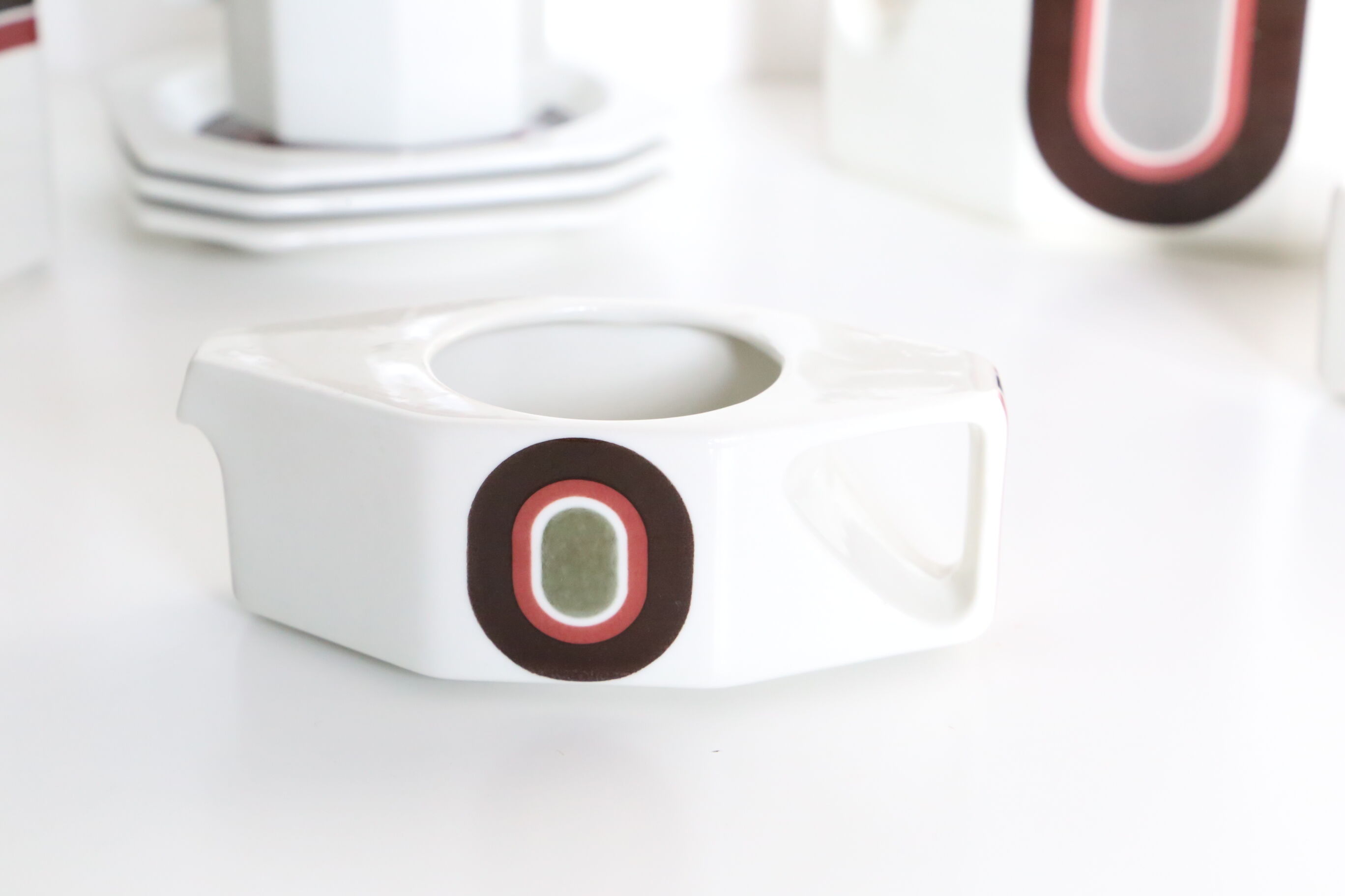 Coffee service from the Villeroy and Boch avant-garde range