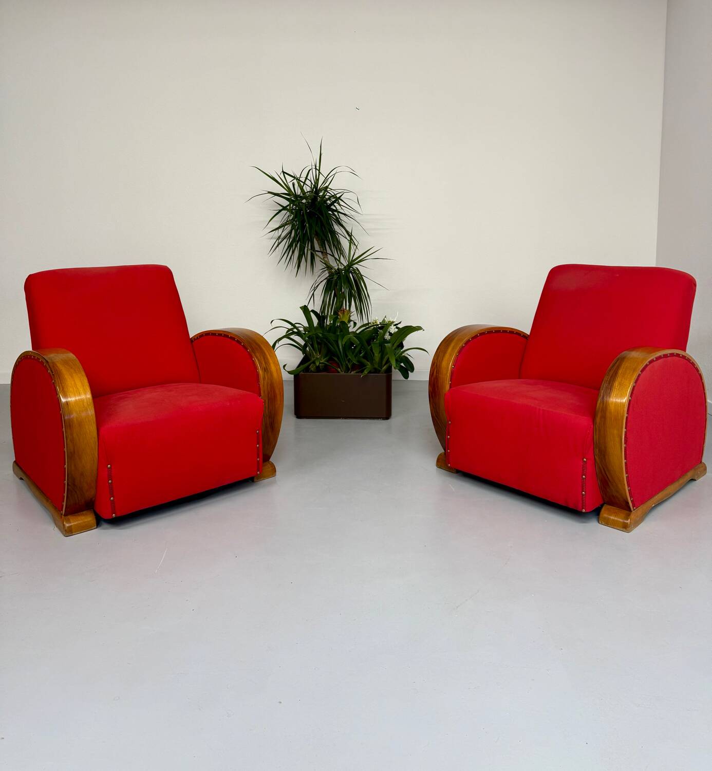 2 anciens fauteuils club art déco années 30 structure bois courbé