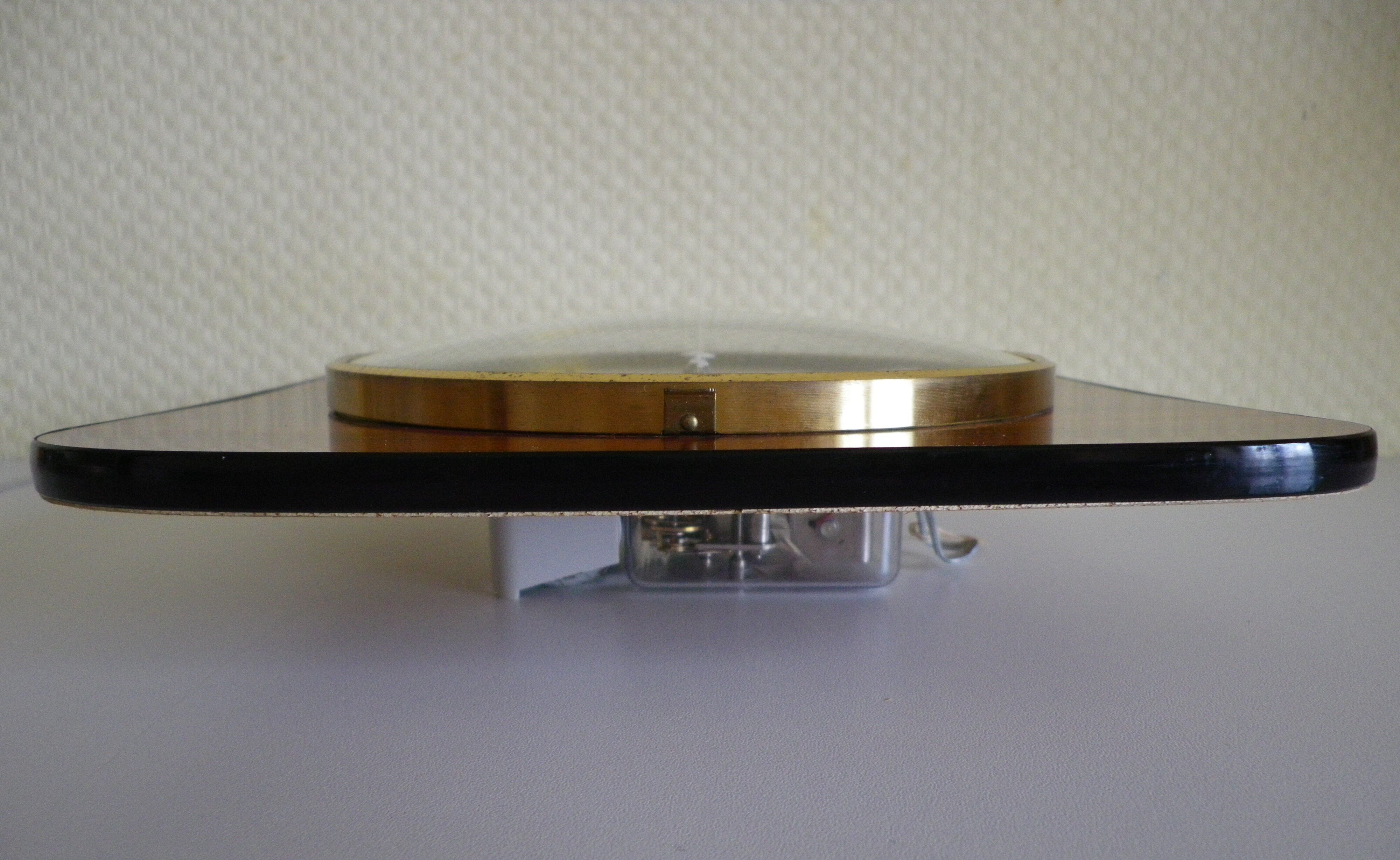 Horloge en formica acajou métal bois verre dans sa boite d'origine - Marque KIPLE - Années 70