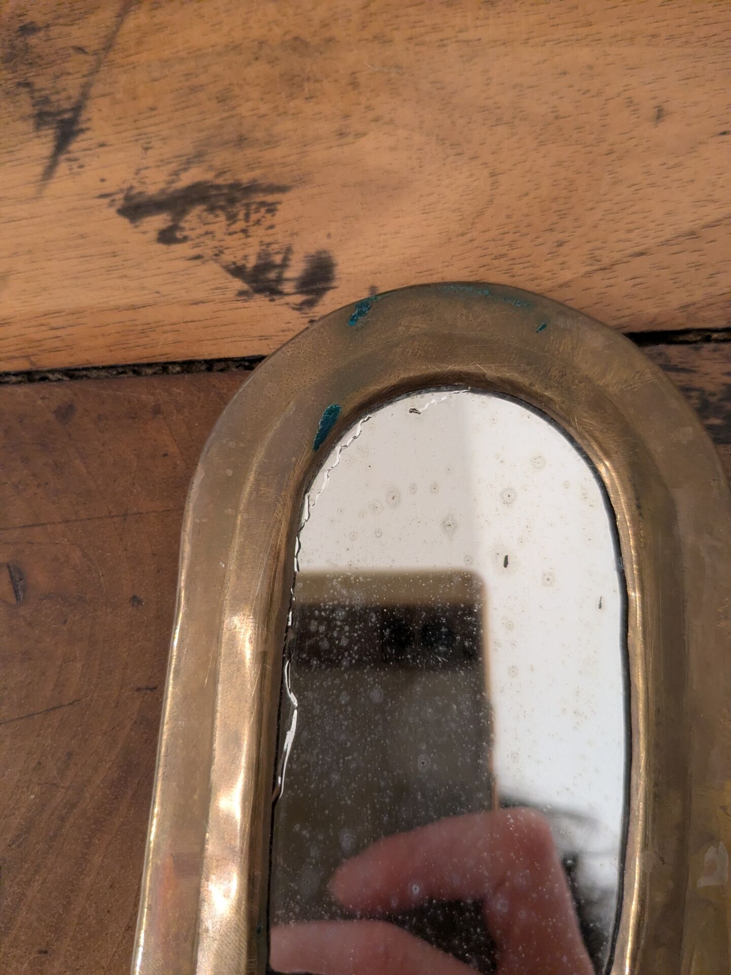 Petit miroir en laiton