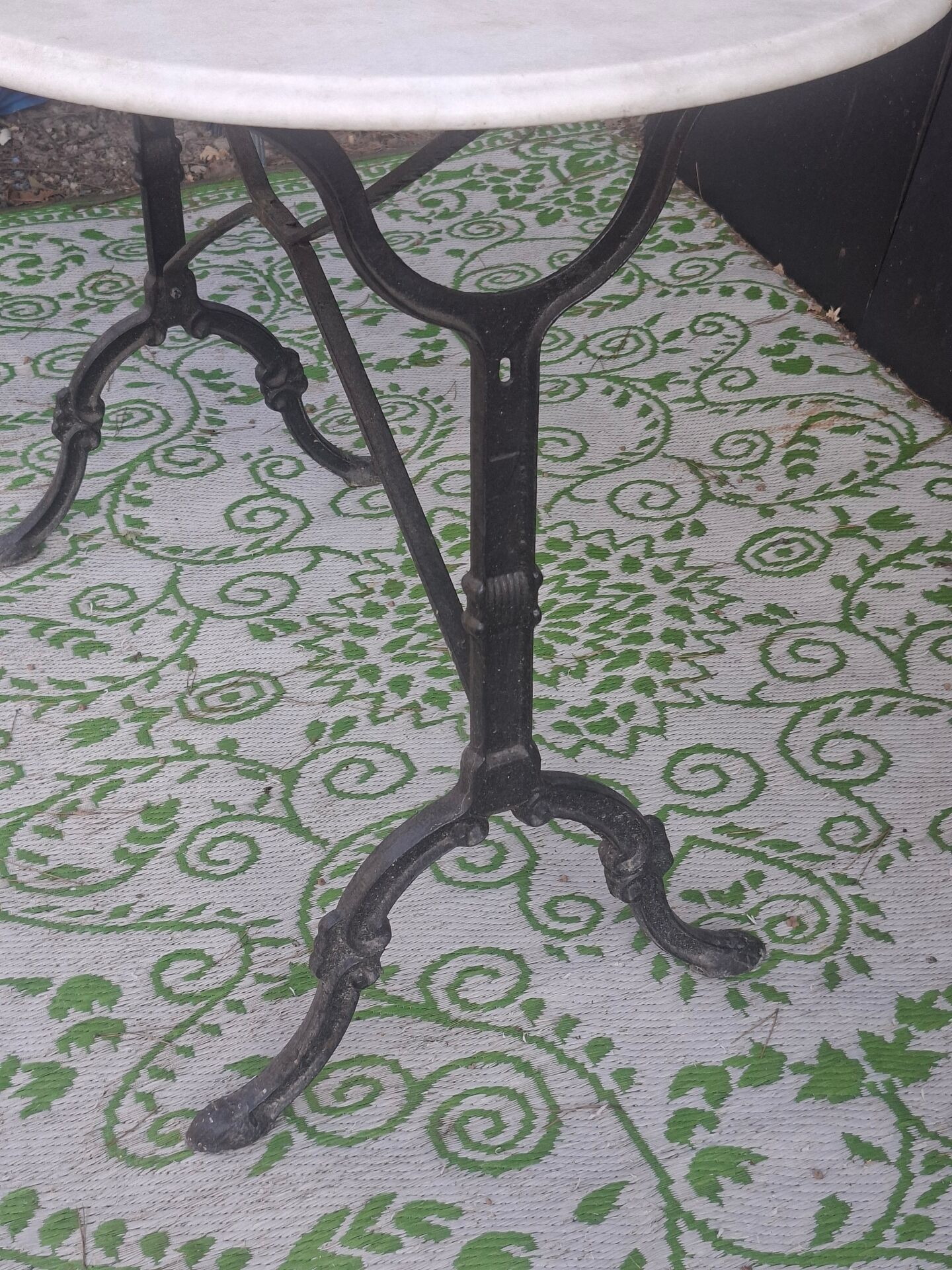 Table bistrot