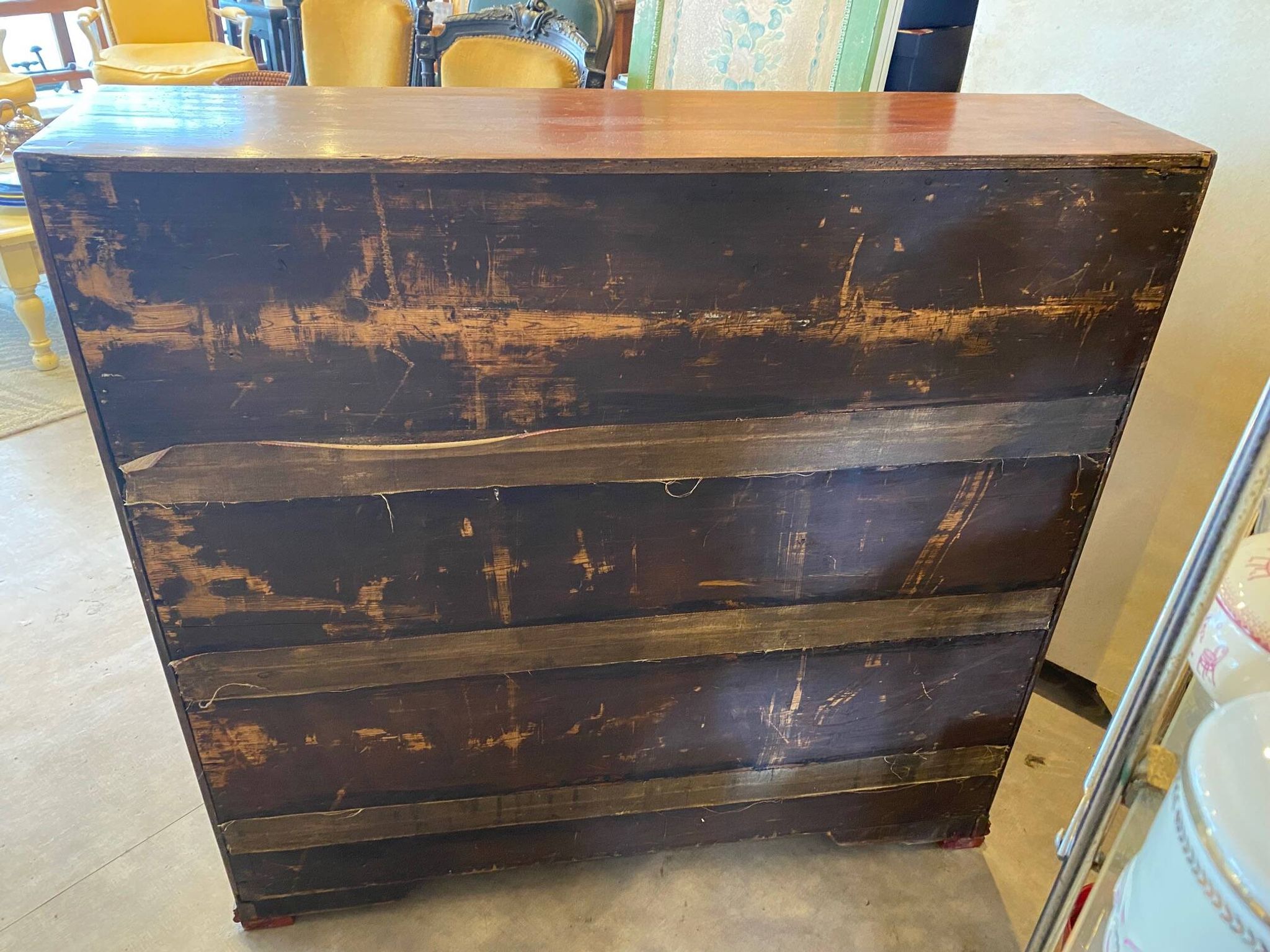 Bureau scriban anglais xixeme acajou avec tiroirs ferrures bronze boutons en os