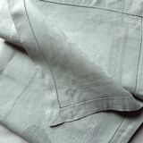 Nappe damassée carrée vert amande