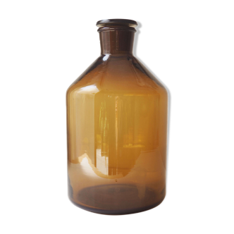 Bottle amber