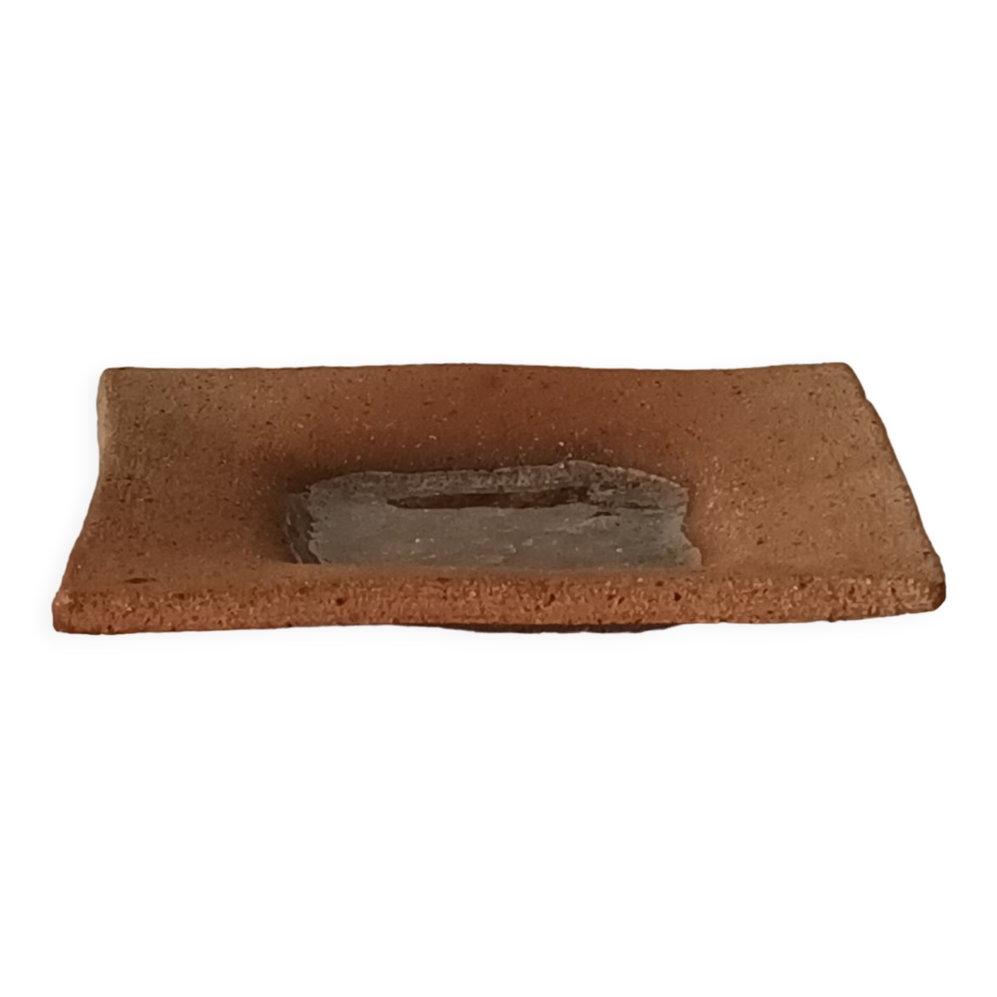 Empty pocket handmade sandstone chamotté resin