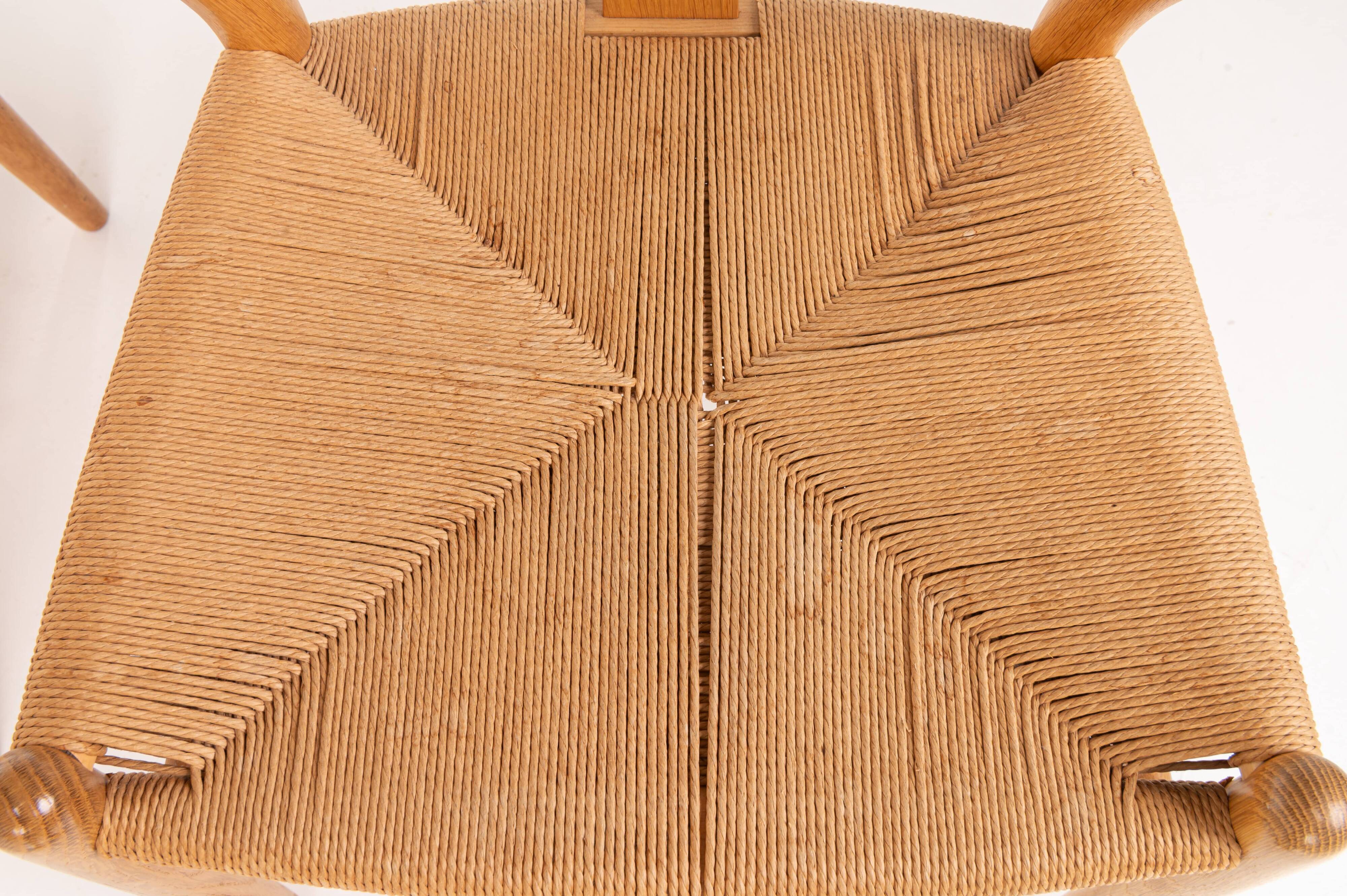 Set of 6 'CH24' wishbone dining chairs by Hans J Wegner for Carl Hansen, De