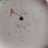 Cache pot in dabbling