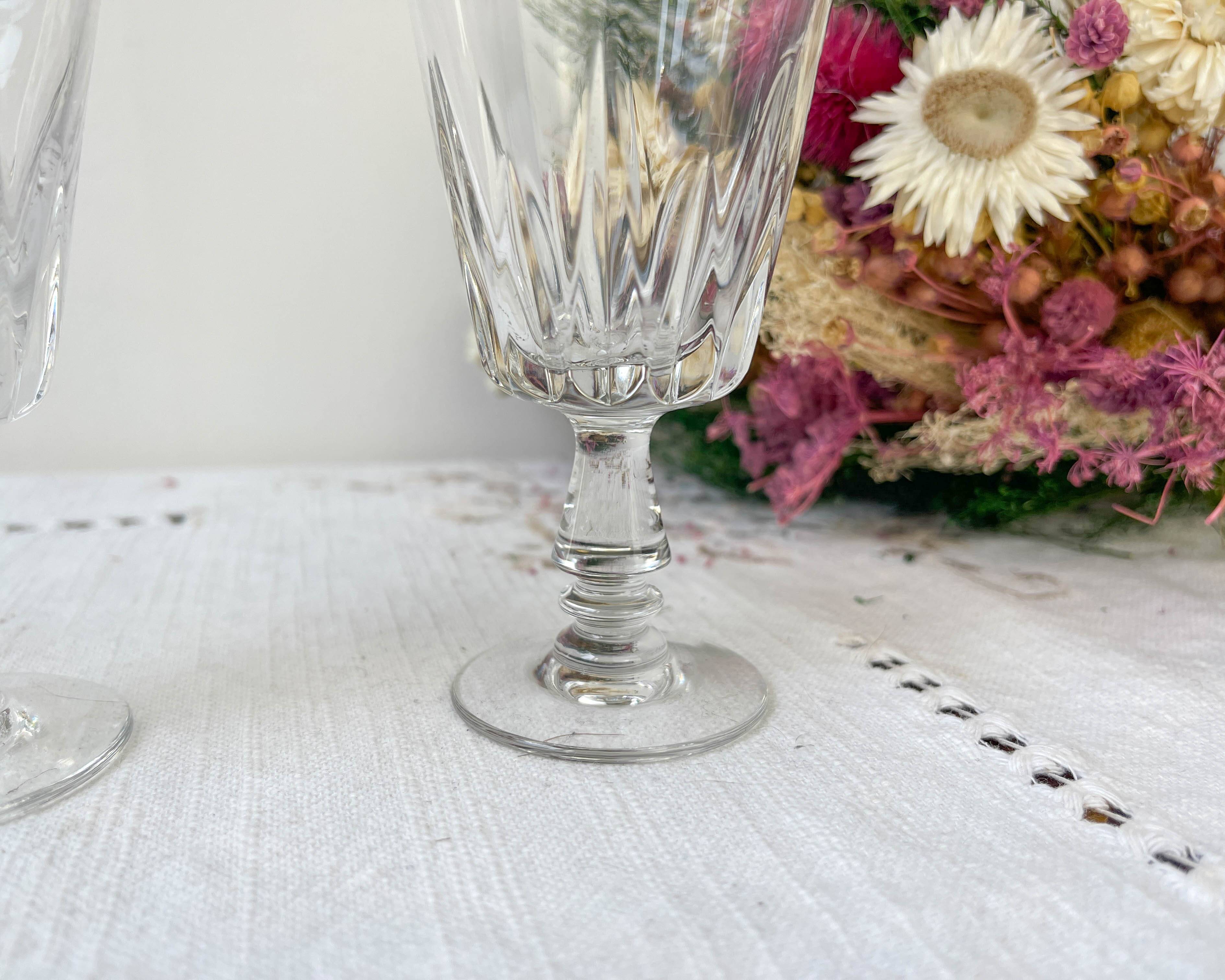 4 vintage white wine glasses