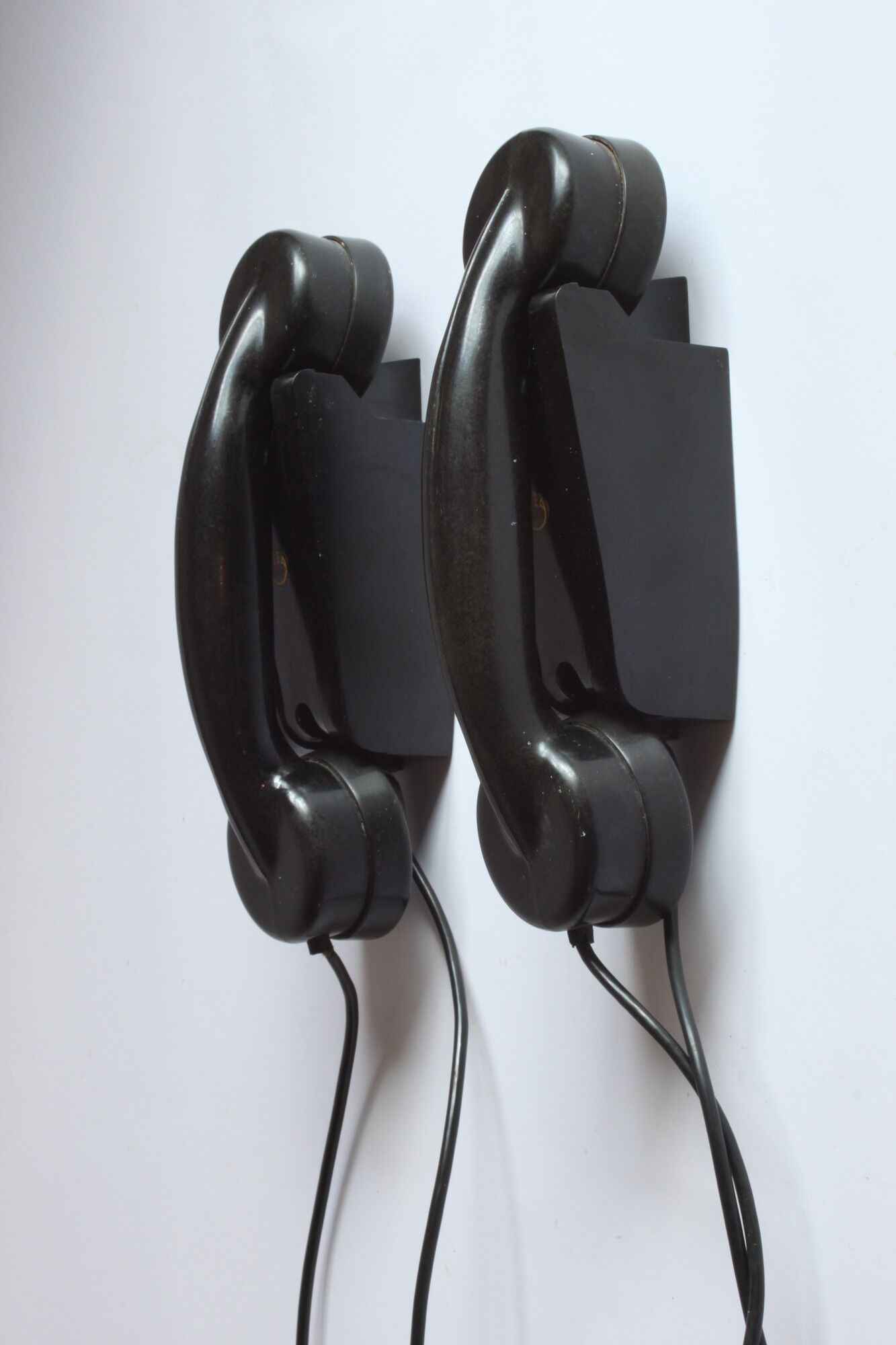 Streamline design bakelite intercom telephones by Aiea Antwerp, Belgium 1940s, set of 2.