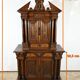 Petit Buffet Deux Corps en Noyer Massif, style Renaissance – Milieu XIXe