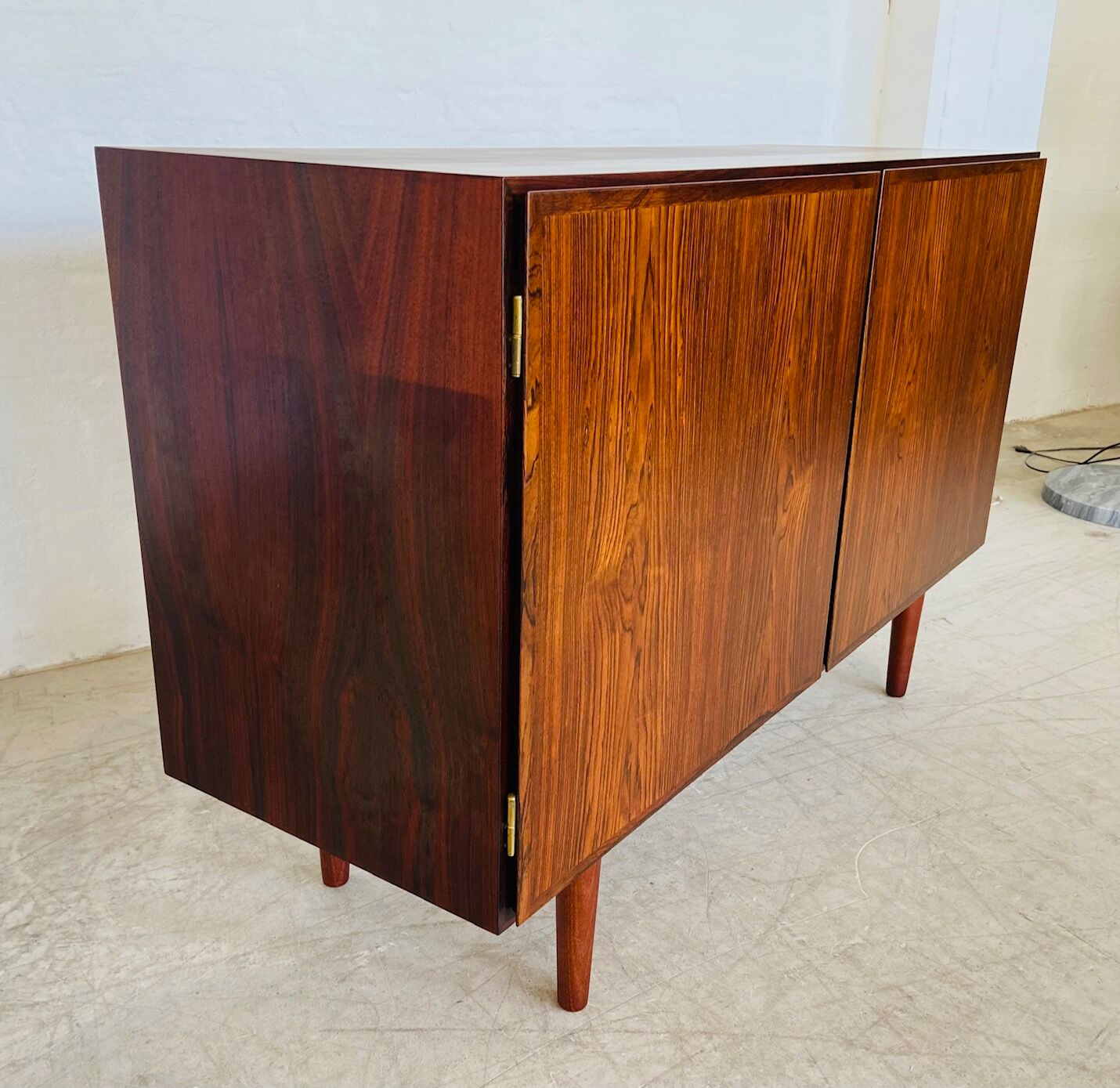 Vintage retro Danish mid-century rosewood sideboard by Gunni Omann, 1960s