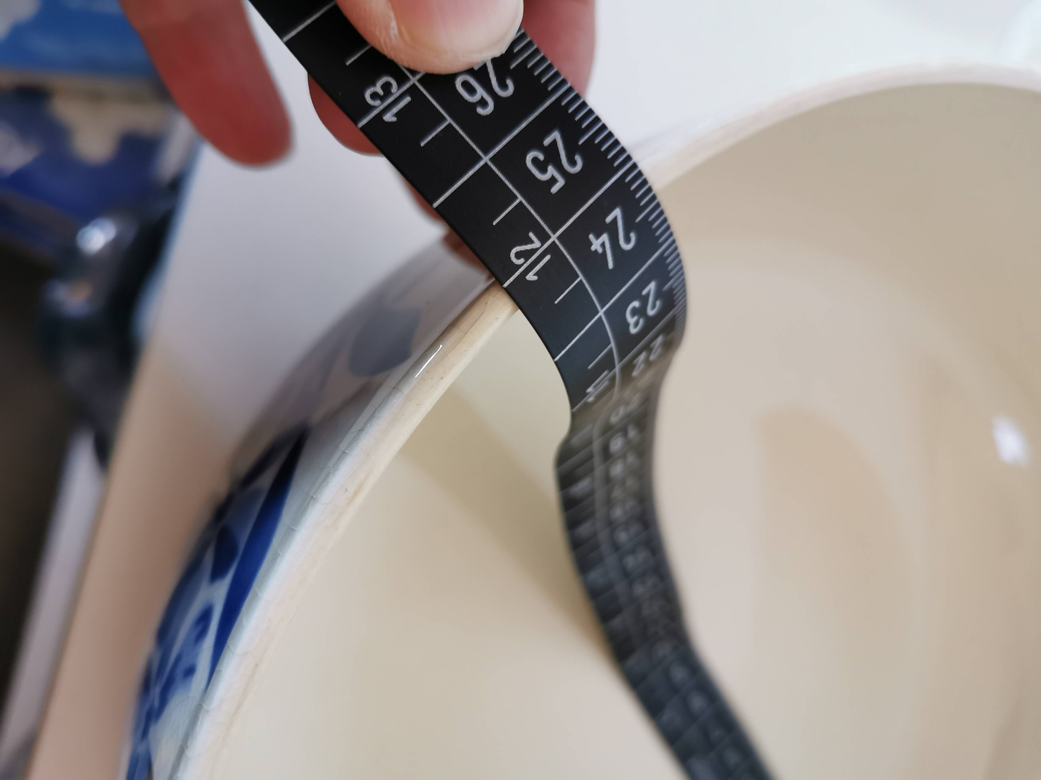 Creil and Montereau ceramic soup tureen with blue flower pattern