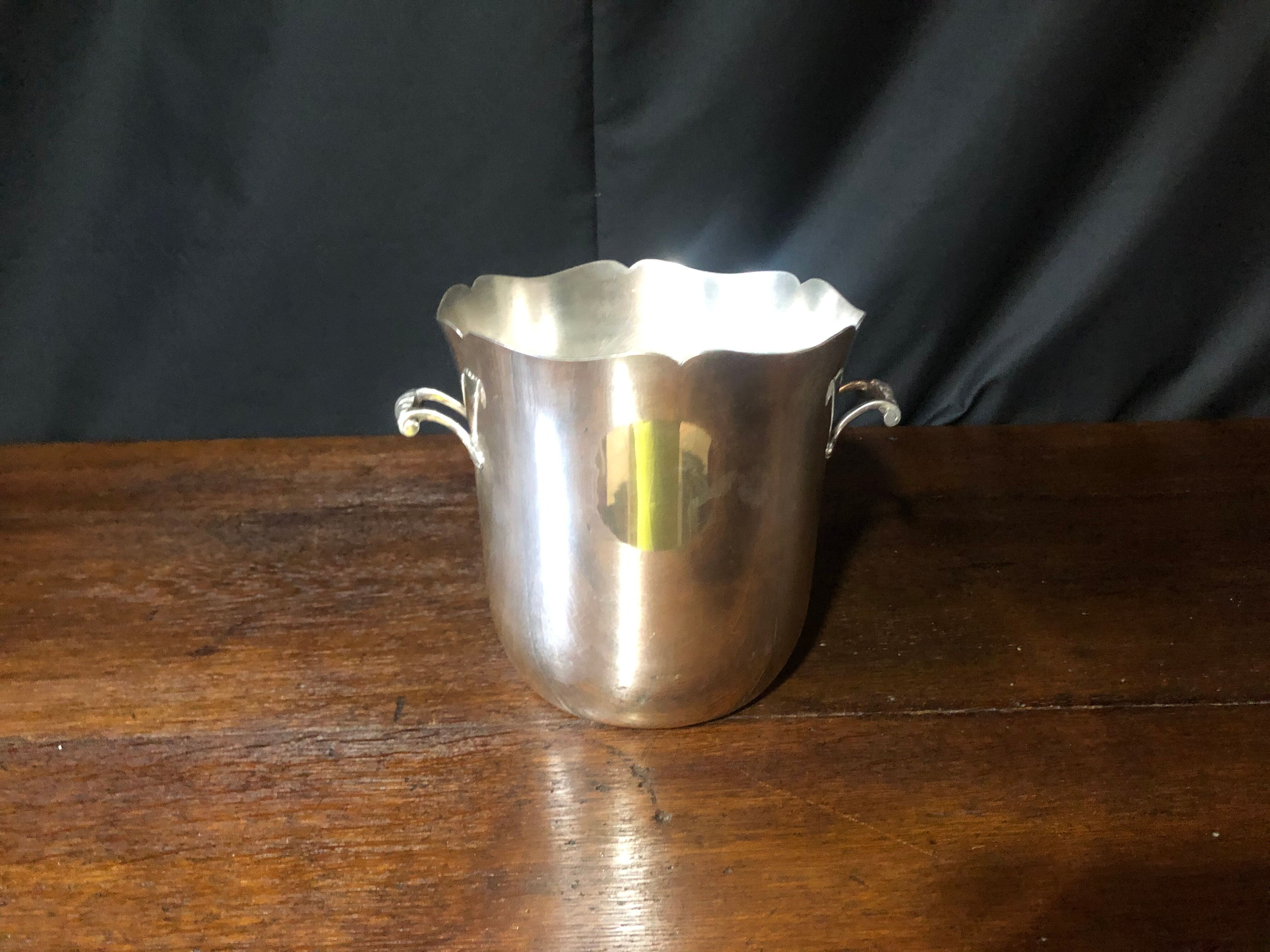 Silver metal ercuis champagne bucket