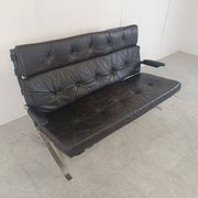 Canapé vintage en cuir noir et chrome, années 1970