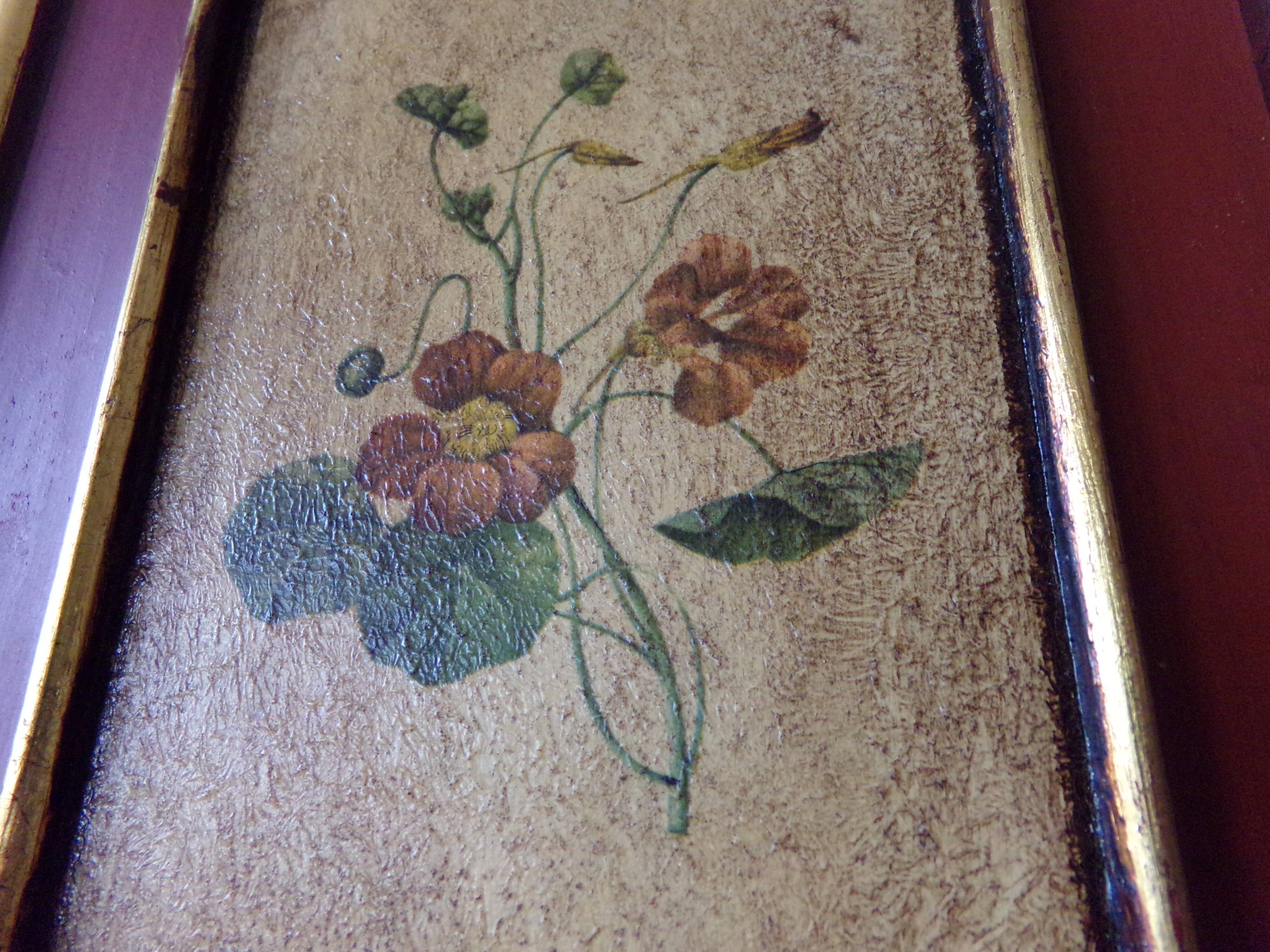 3 paintings with floral motifs