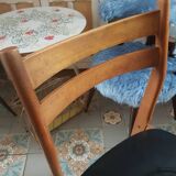6 vintage leatherette chairs and wood
