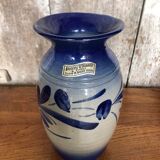 Ancien vase alsacien en grès gris bleuté et décor de fleurs, Anne Ehret