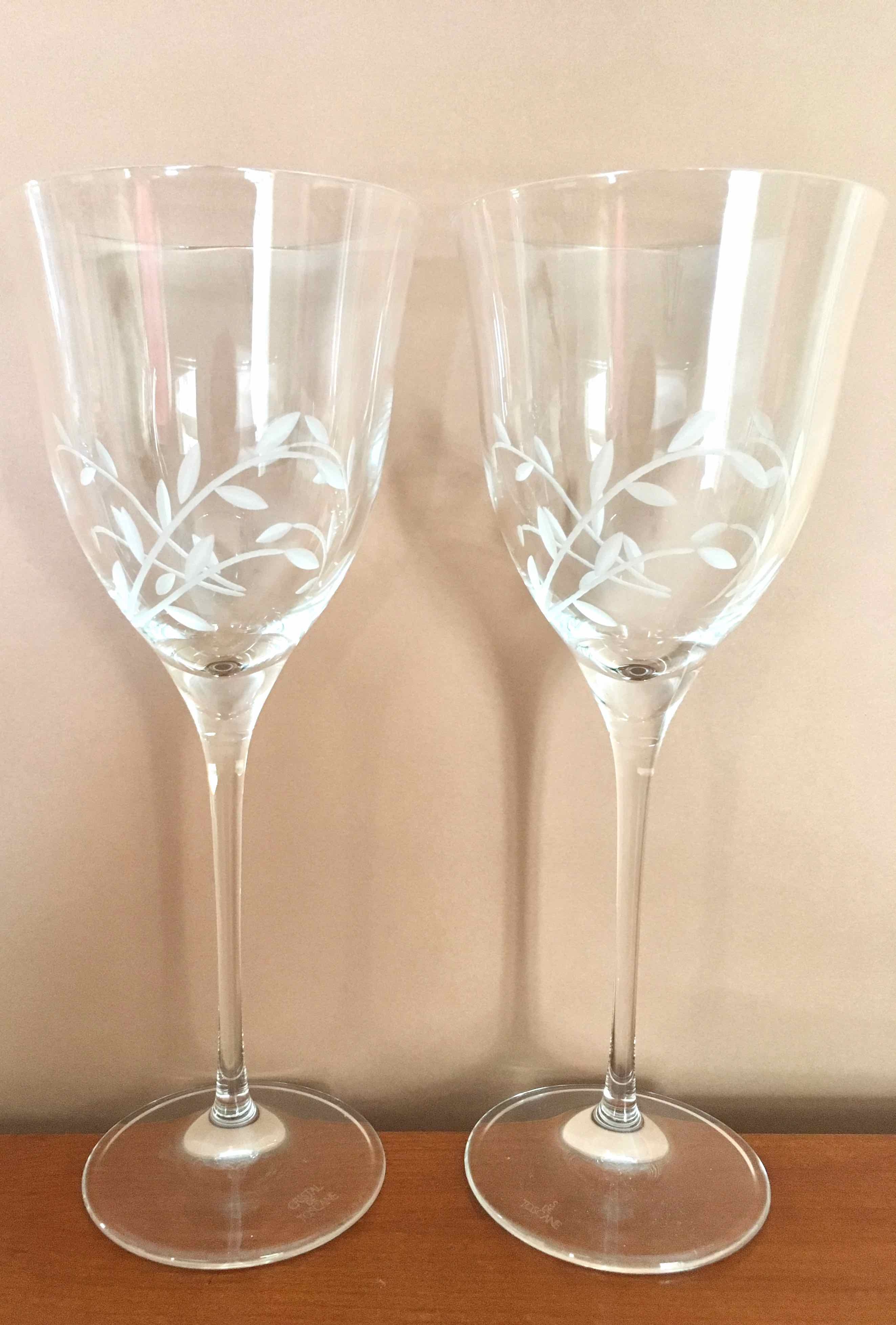 Set 6 engraved crystal wine glasses