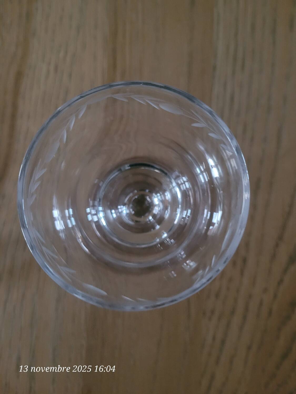 6 verres à pied anciens