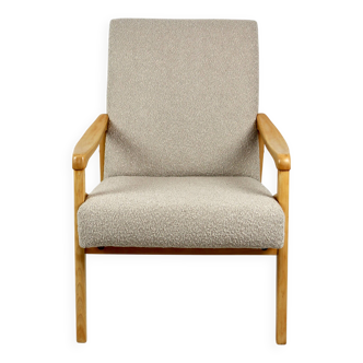Czech Model Armchair in Beige Boucle attributed to Jiri Jiroutek, 1970s