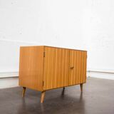 Sideboard with compass feet