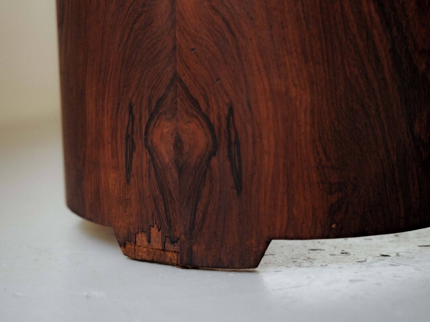 Set of 4 Art Deco armchairs in rosewood veneer, circa 1930.
