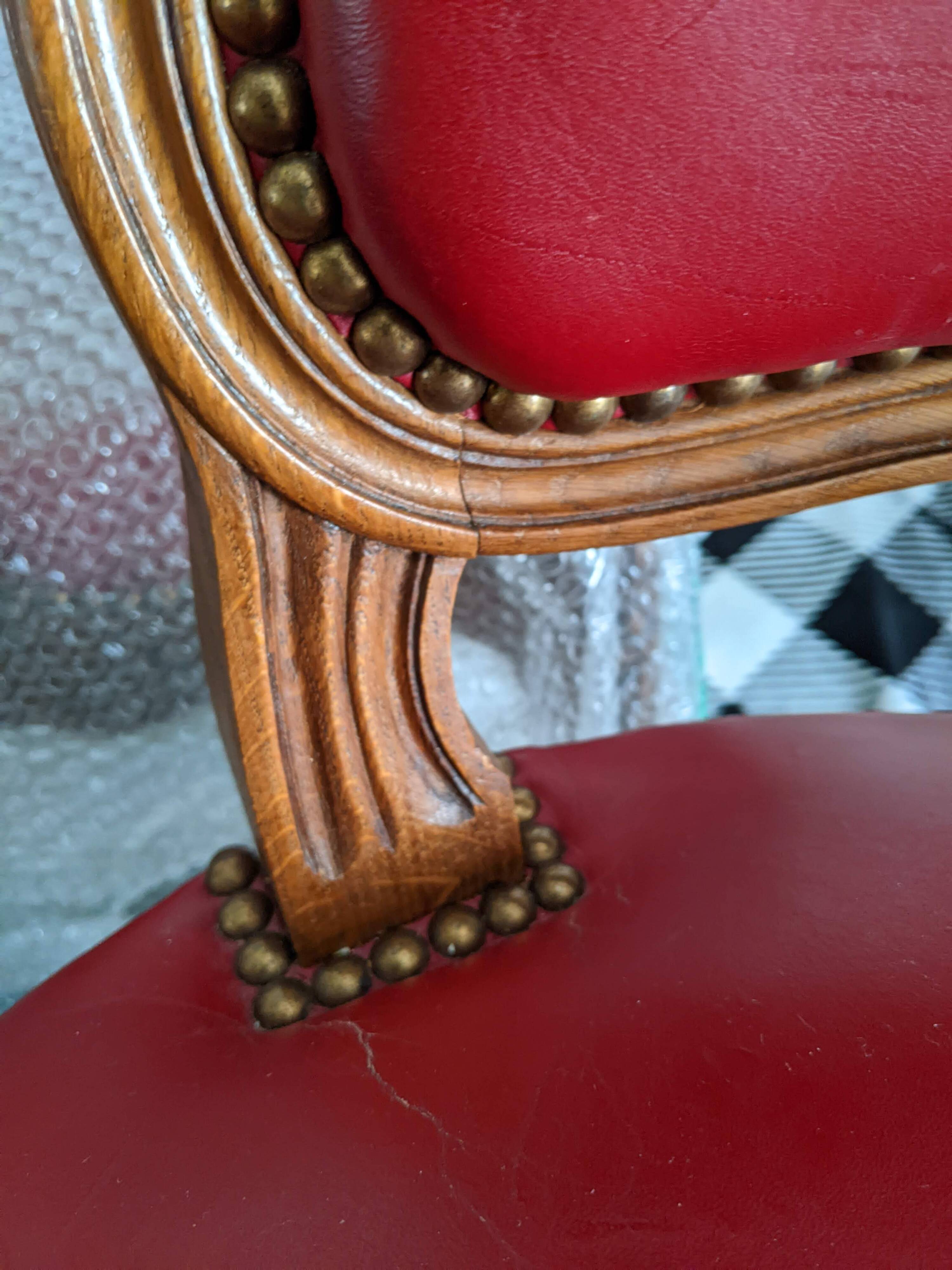 Set of Louis XV Cabriolet Chairs – Carved Wood & Bordeaux Leather