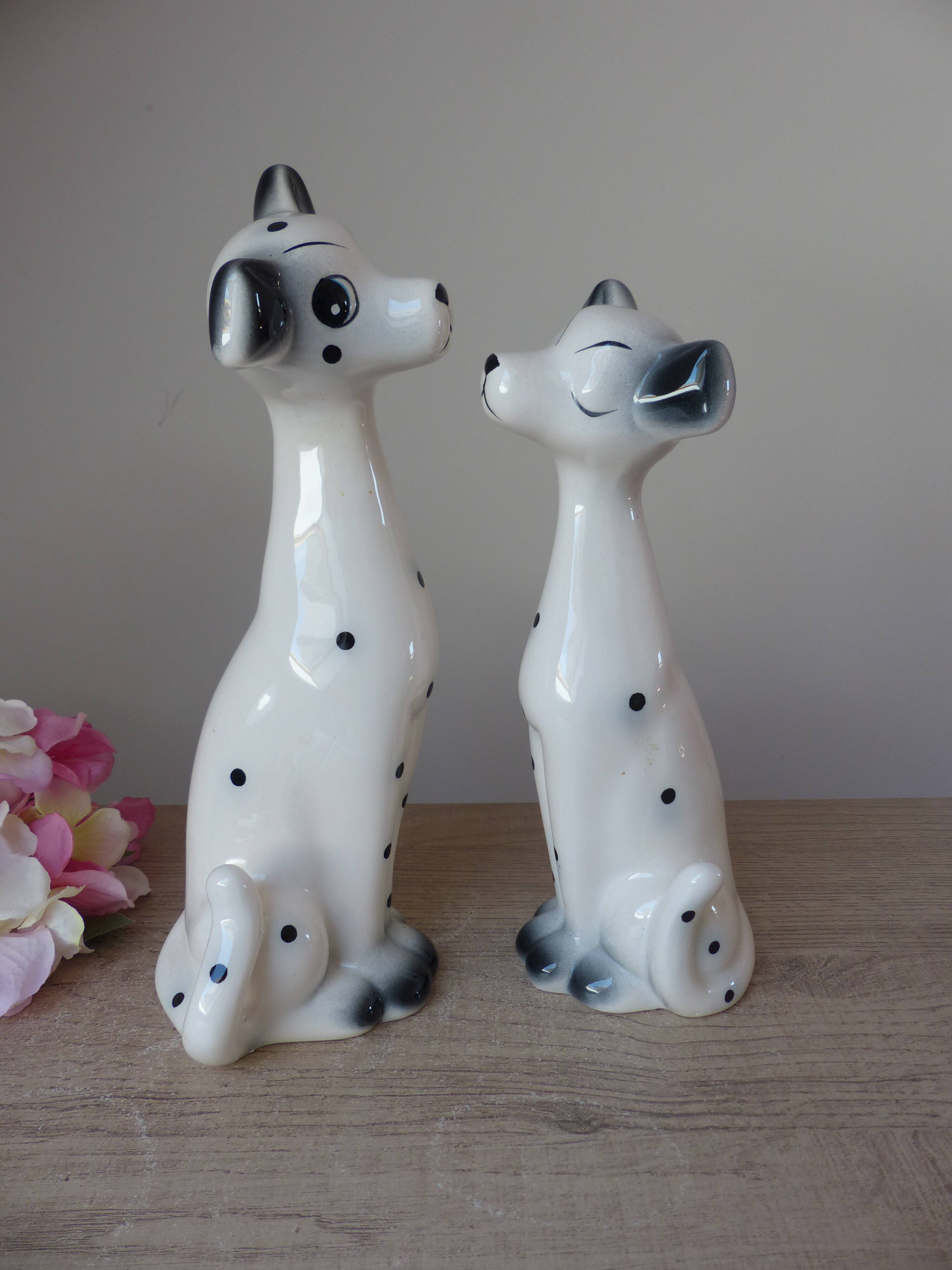 Couple of romantic Dalmatian figurines in ceramic – 1970s