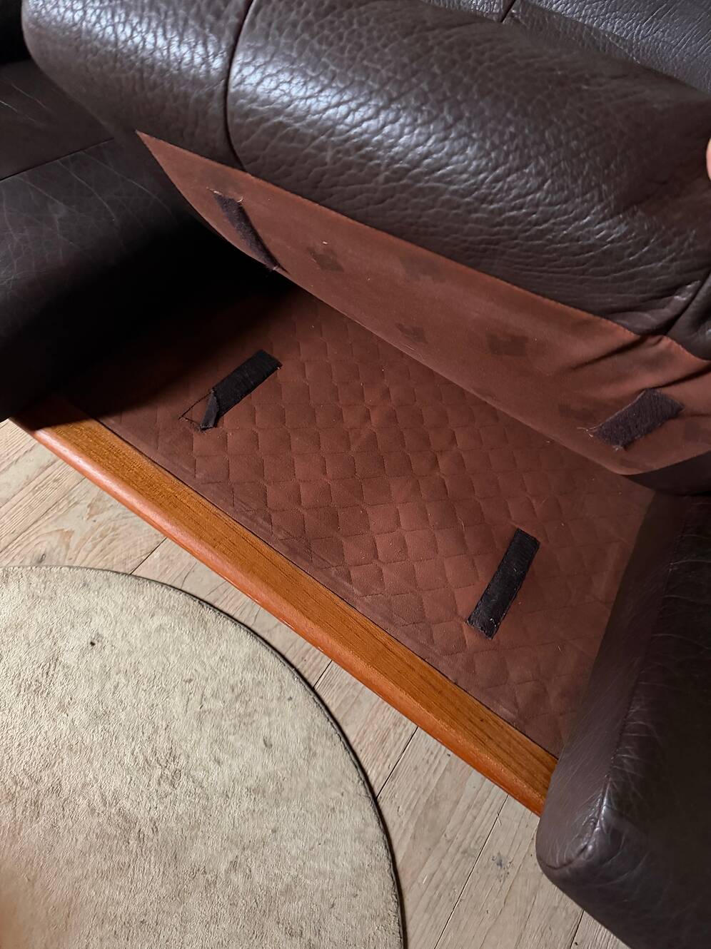 Scandinavian 3-seater teak and leather sofa