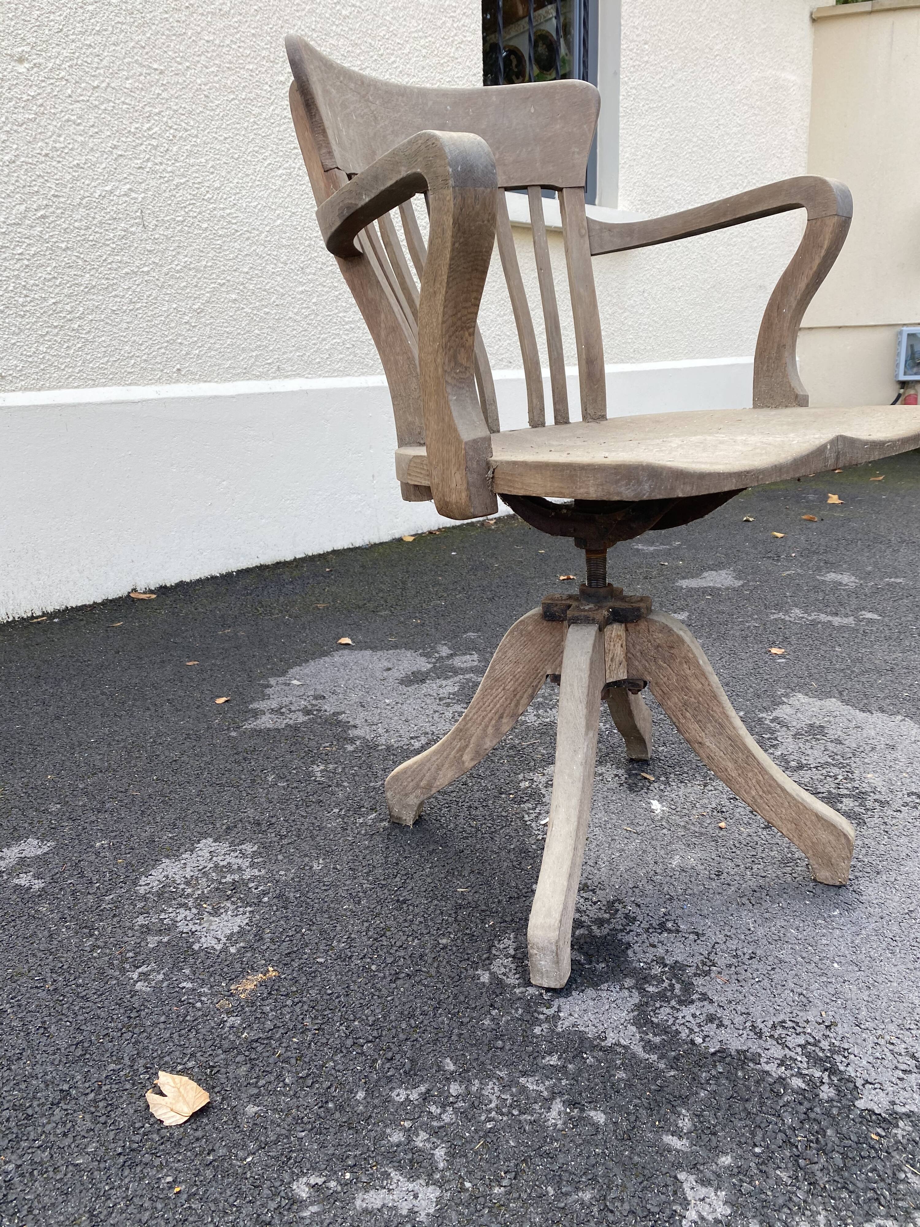 American revolving office chair