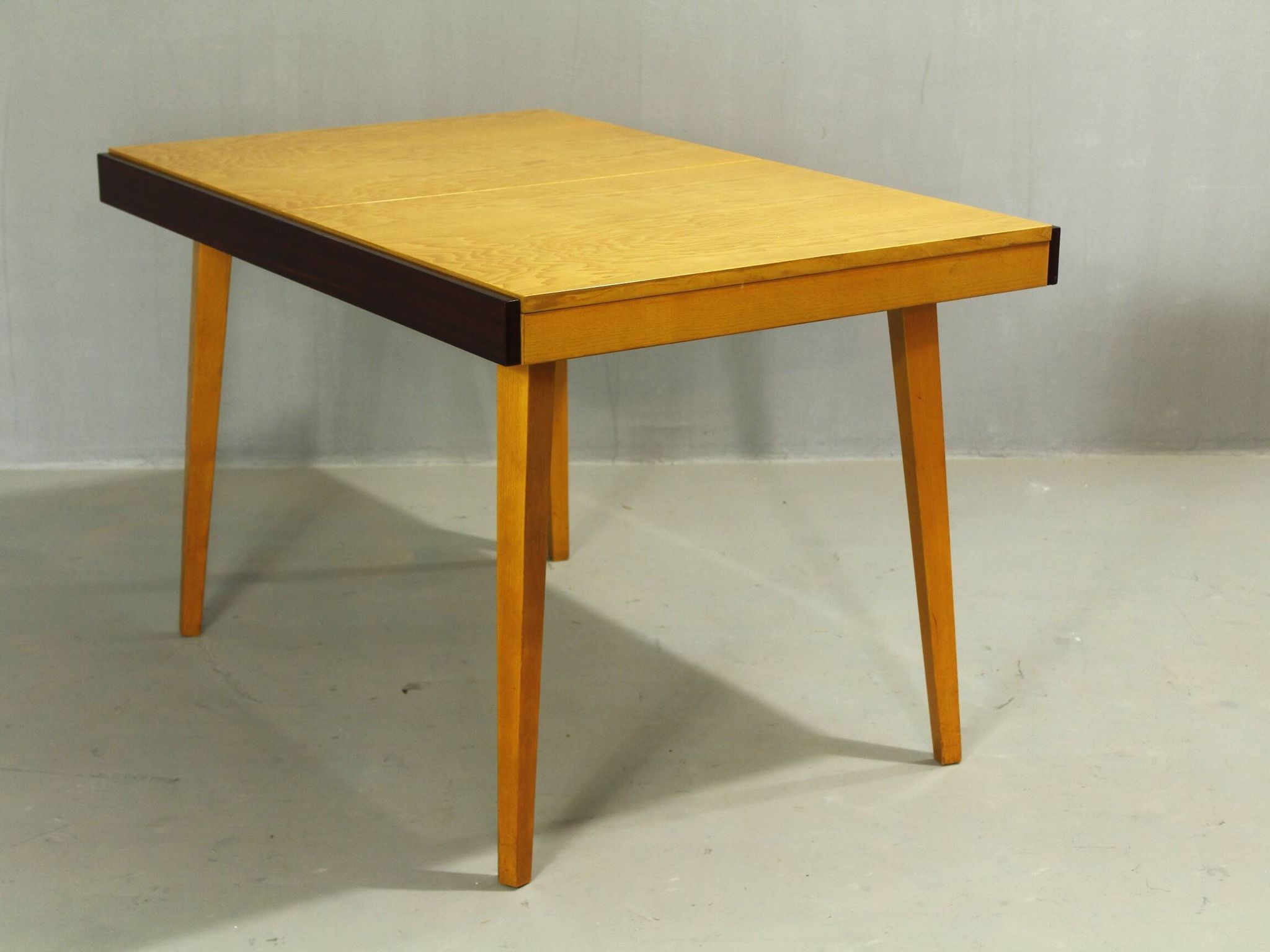 Vintage Jitona Extendable Dining Table, 1960
