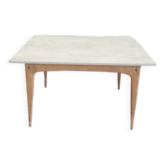 Table Stella