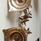 Paire de chandeliers antiques à 3 feux de lumières puttis/angelots bronze
